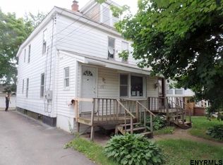 1335 Van Cortland St, Schenectady, NY 12303