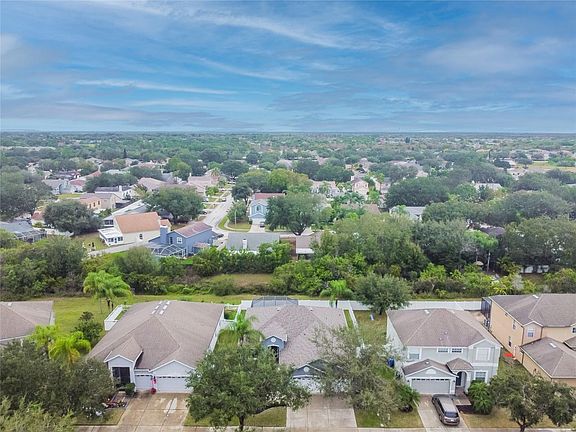 2nd image of 11328 Callaway Pond Dr