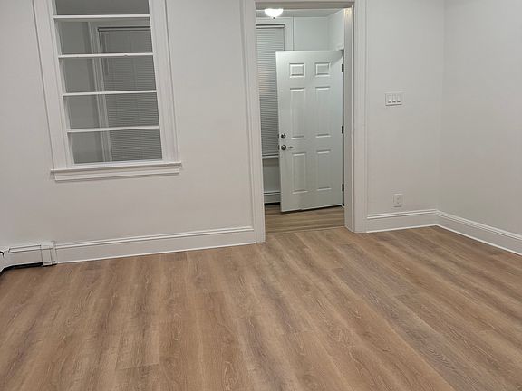 4th image of 489 Eureka Ave Floor 1