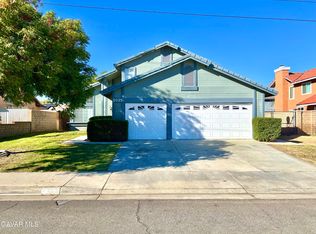 2025 W Avenue P8, Palmdale, CA 93551