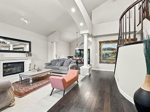 5th image of 130 Coolspring Ct