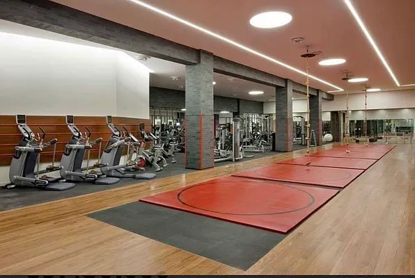 Sold by Nest Seekers International | media 74