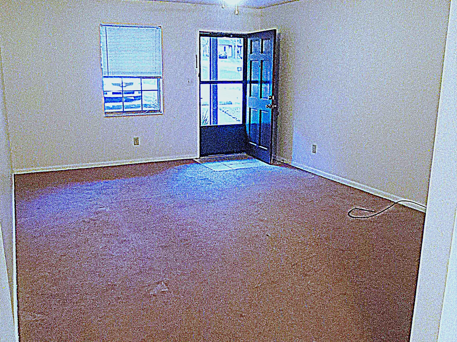 2 bed, 960 sqft, $1,200 — Photo 2