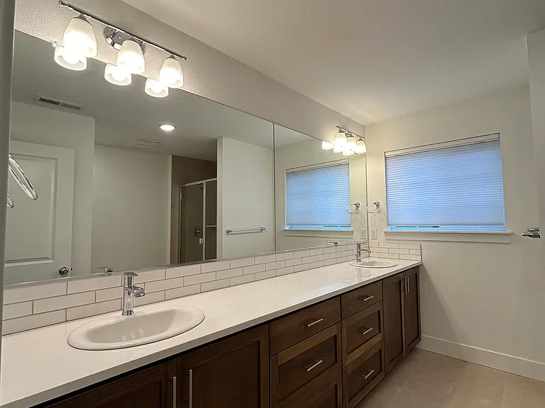 18222 SW Silvertip St #1 — Photo 25