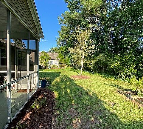 5th image of 304 Esher Ct