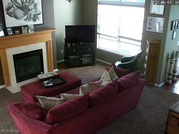 4th image of 1222 Chapman Ln Unit 5