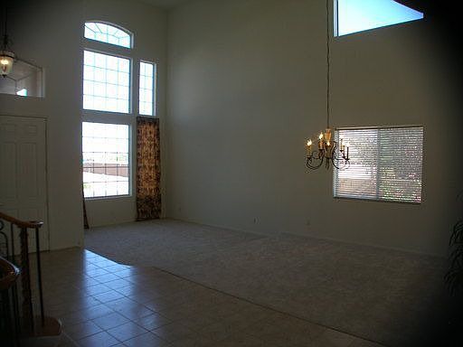 3rd image of 5149 Villa Dante Ave
