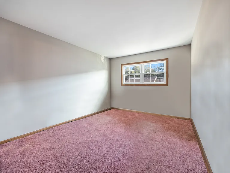 19424 Cypress Dr — Photo 14