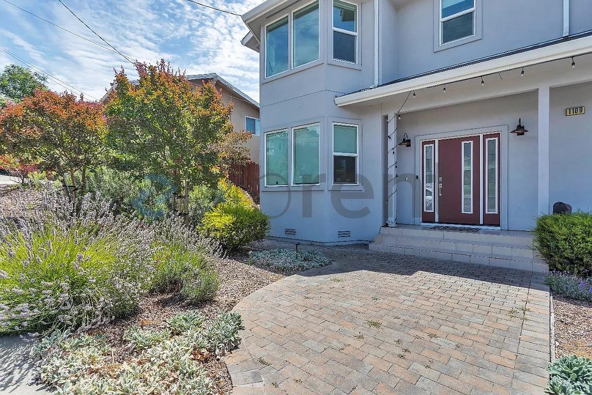 4 bed, 3000 sqft, $5,600 — Photo 3