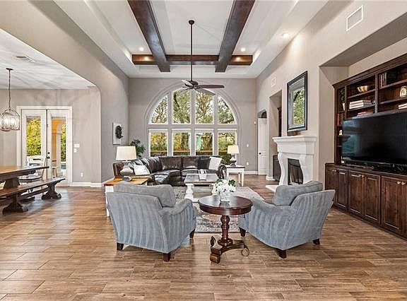 4th image of 1318 Shinnecock Hills Dr