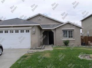 11734 Charwood Rd, Victorville, CA 92392