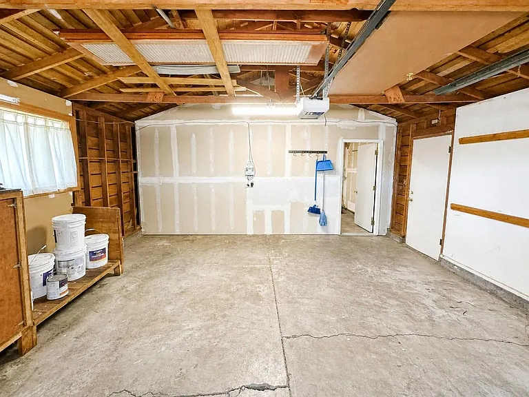4549 Lippi Pkwy — Photo 29