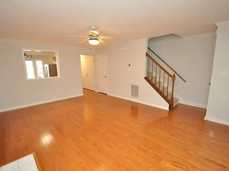 240 Beechtree Dr — Photo 14