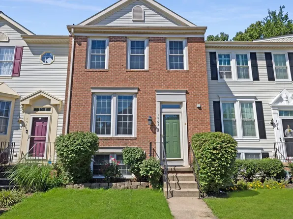 1308 Hollow Glen Ct, Baltimore, MD 21226