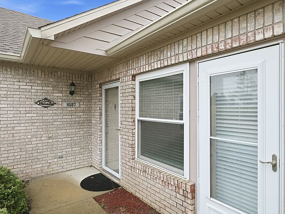 4th image of 11597 Winding Wood Dr