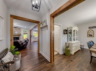 2523 Parker Trl, Gainesville, GA 30506