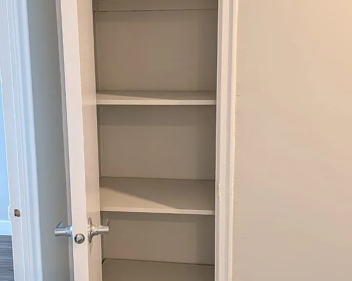 85 Wellesley St E #808 — Photo 5