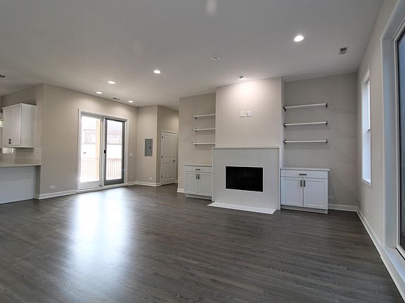 2nd image of 3434-3440 N Elston Ave #4swf145kx