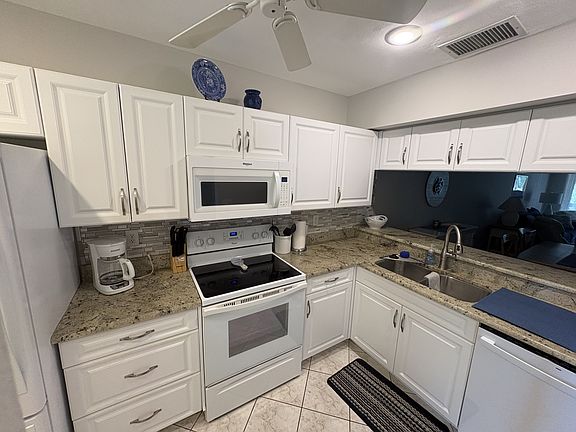 5th image of 772 Bird Bay Way #103