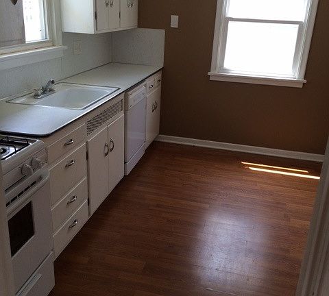 4th image of 3310 Algonquin Pkwy