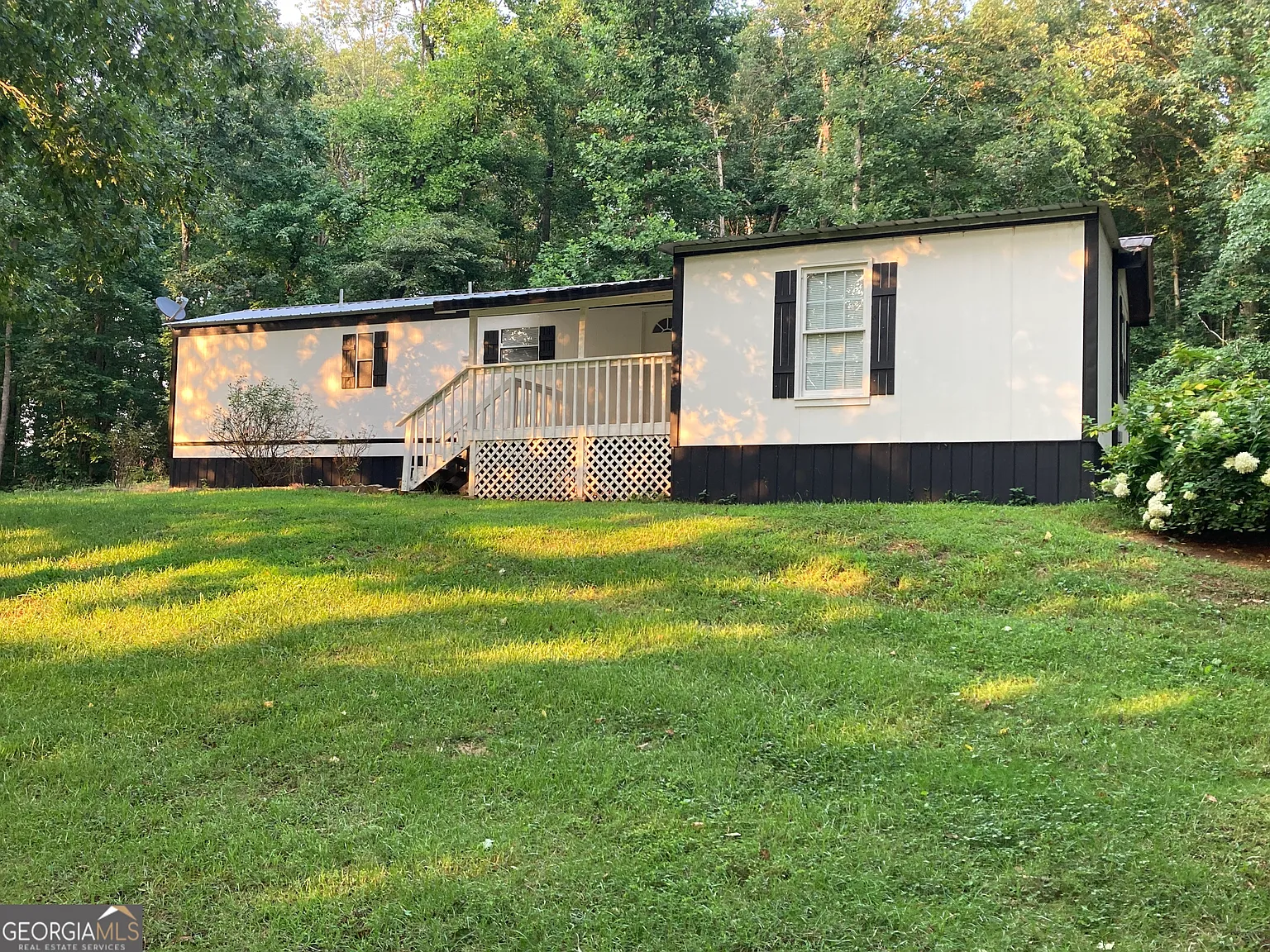 4 bed, 1.5 bath, 1250 sqft, $1,600 — Photo 4