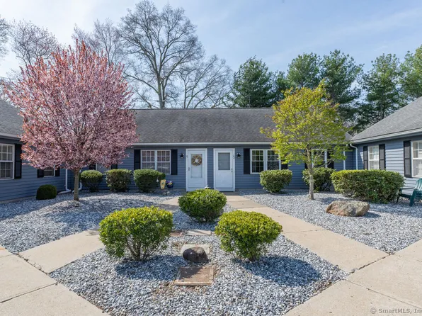 22 Plymouth Court #22, Clinton, CT 06413
