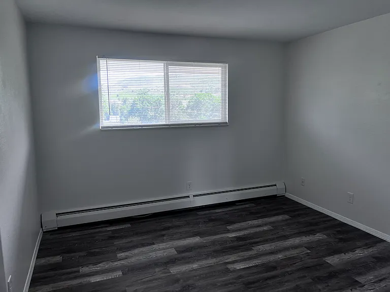 18237 W 3rd Ave #2 — Photo 8