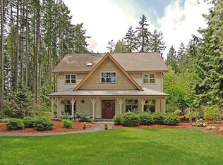 13433 Manzanita Rd NE, Bainbridge Island, WA 98110