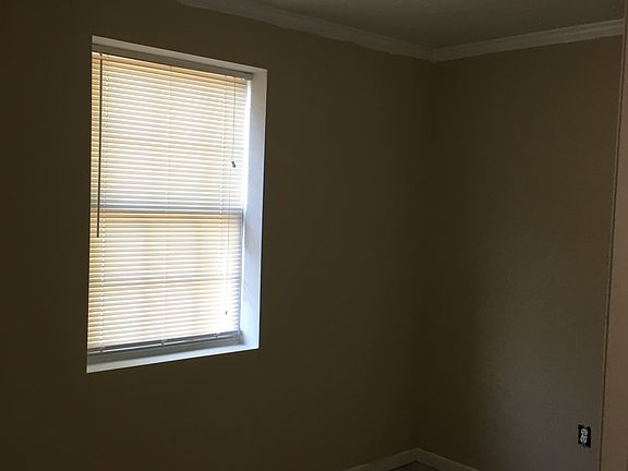 4th image of 363 Sewanee Ave