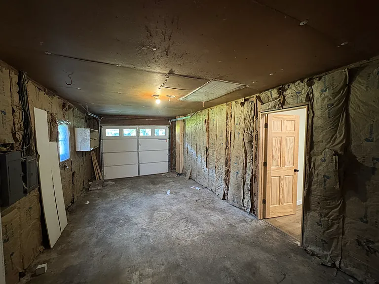 615 N Zimmer Rd — Photo 5