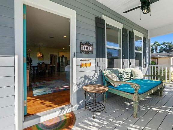 5th image of 161 Blanco St