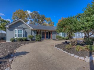 1163 Gilbert Dr, Bossier City, LA 71112