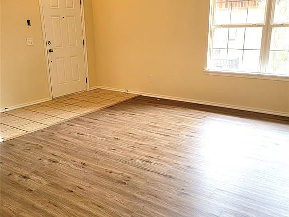 5th image of 3514 Ellis Ave