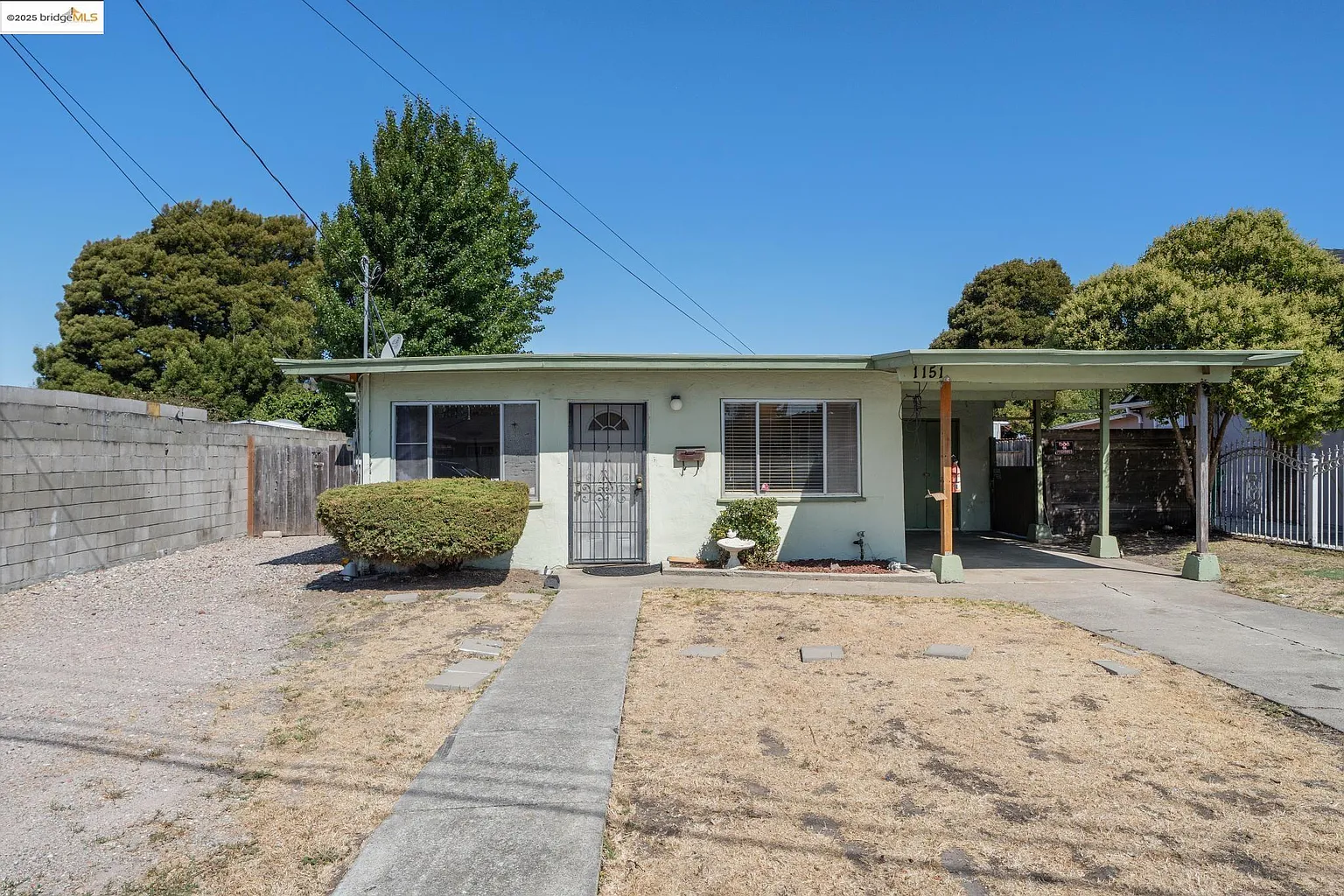 1151 Karen Rd photo 1