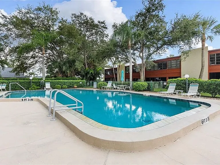 531 Spring Lakes Blvd — Photo 25