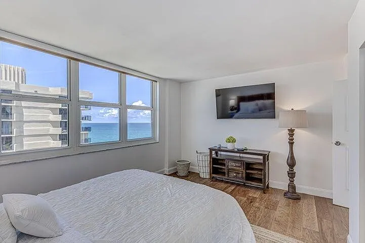 5440 N Ocean Dr #1502 — Photo 21