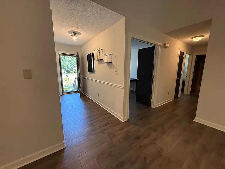 4104 Cheney Pl — Photo 7