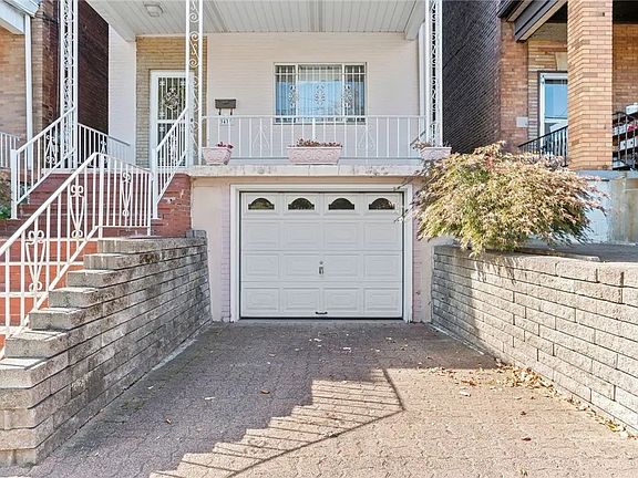 3rd image of 3437 Parkview Ave Unit B
