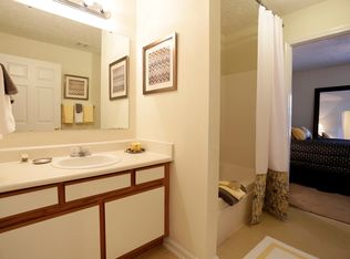 1117 Capeharbor Ct APT 8, Fayetteville, NC 28314
