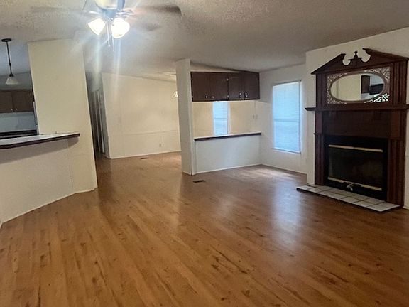 2nd image of 83 Walden Rd
