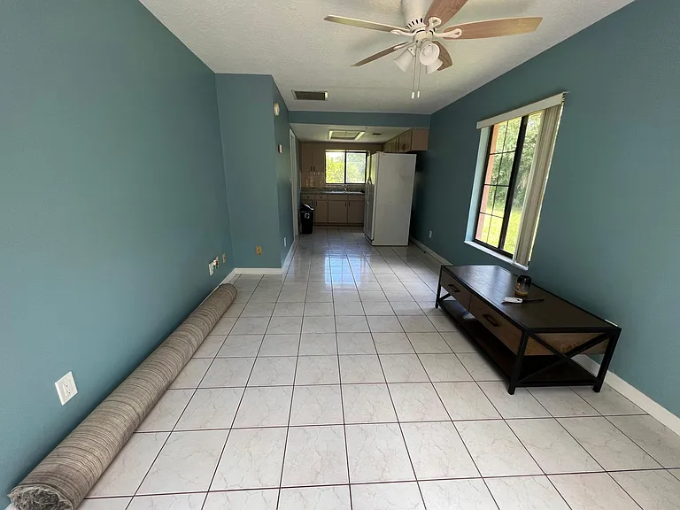 907 Hardwick Ave #B — Photo 3