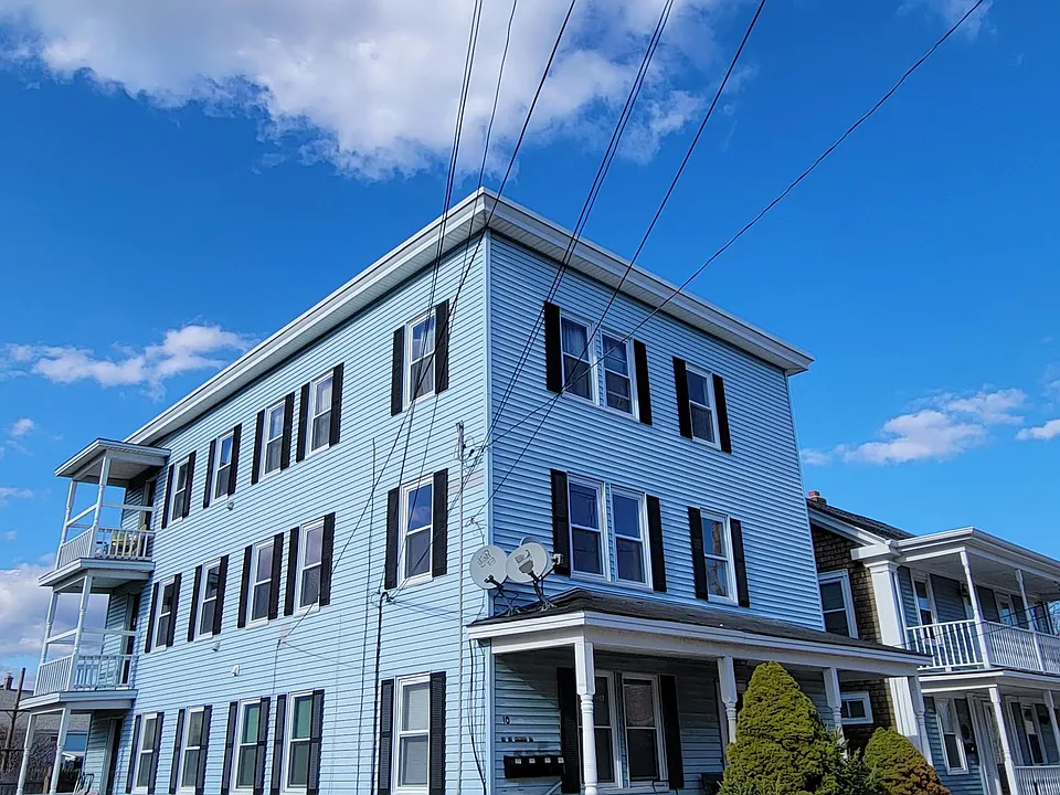 10-12 Nobert St #2