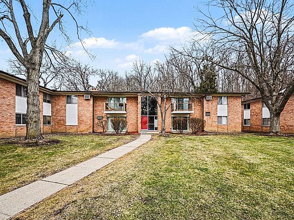 2nd image of 1245 Island Dr APT 202