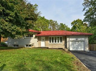 223 Fountain St N, Cambridge, ON N3H1H7