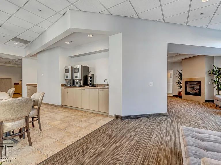 545 N Dearborn St #2503 — Photo 19