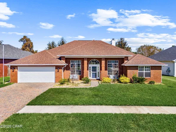 409 Landings Dr, Lynn Haven, FL 32444