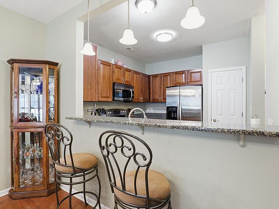 5th image of 1626 Lacebark Dr