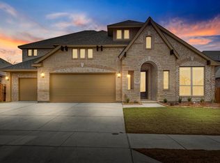 645 Ridgewater Trl, Fort Worth, TX 76131