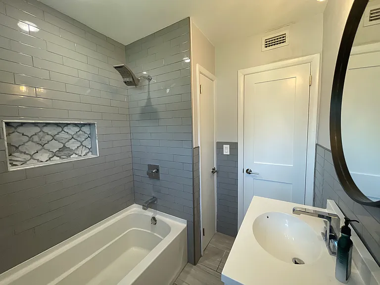 1410 Maury Rd — Photo 3