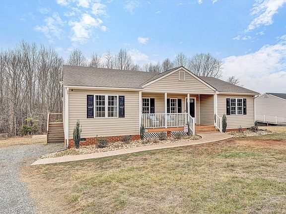 3rd image of 1188 Airport Rd